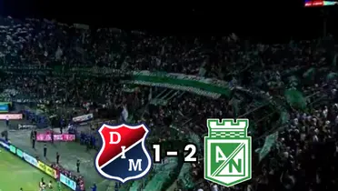 La hinchada de Atlético Nacional celebrando el 2 a 1 ante Medellín Foto: Escudoteca y Captura de pantalla Win Sports