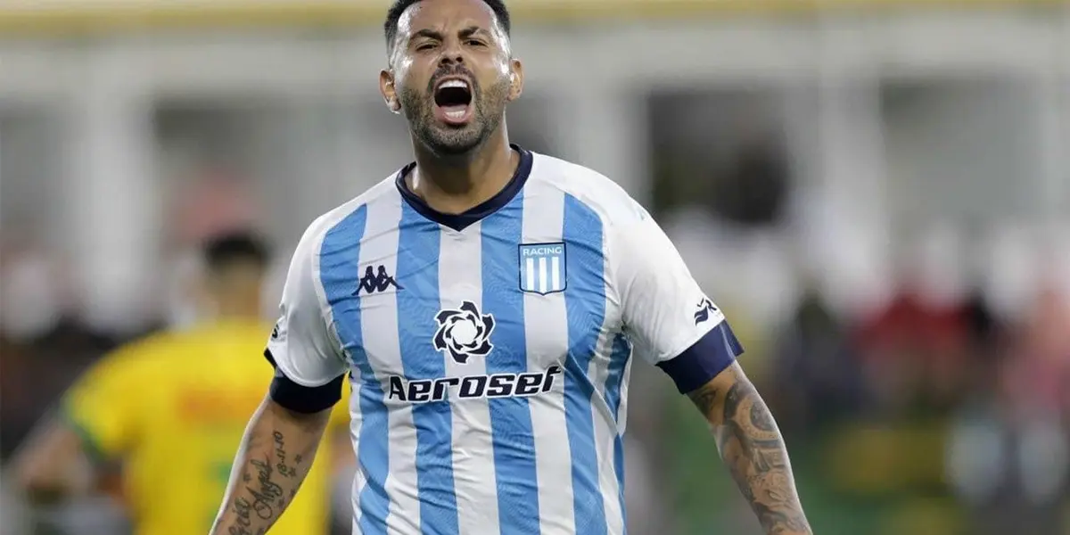 Sin participación alguna en Racing Club de Avellaneda, Edwin Cardona estaría buscando nuevo club.